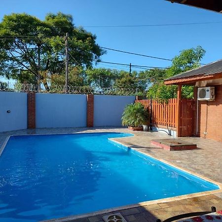 Lo De Chawi Villa Puerto Iguazú Exteriör bild