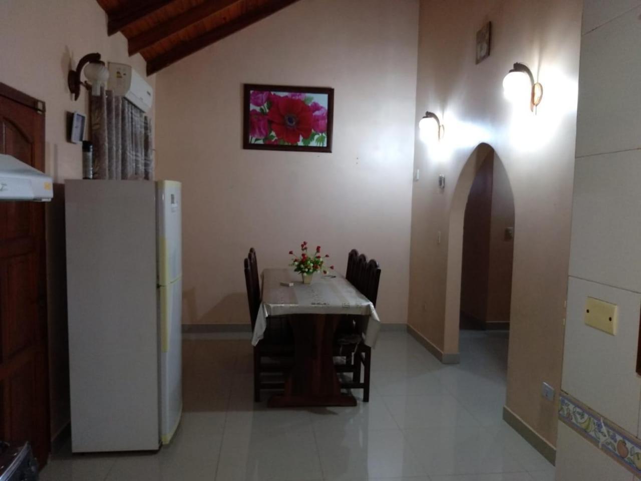 Lo De Chawi Villa Puerto Iguazú Exteriör bild